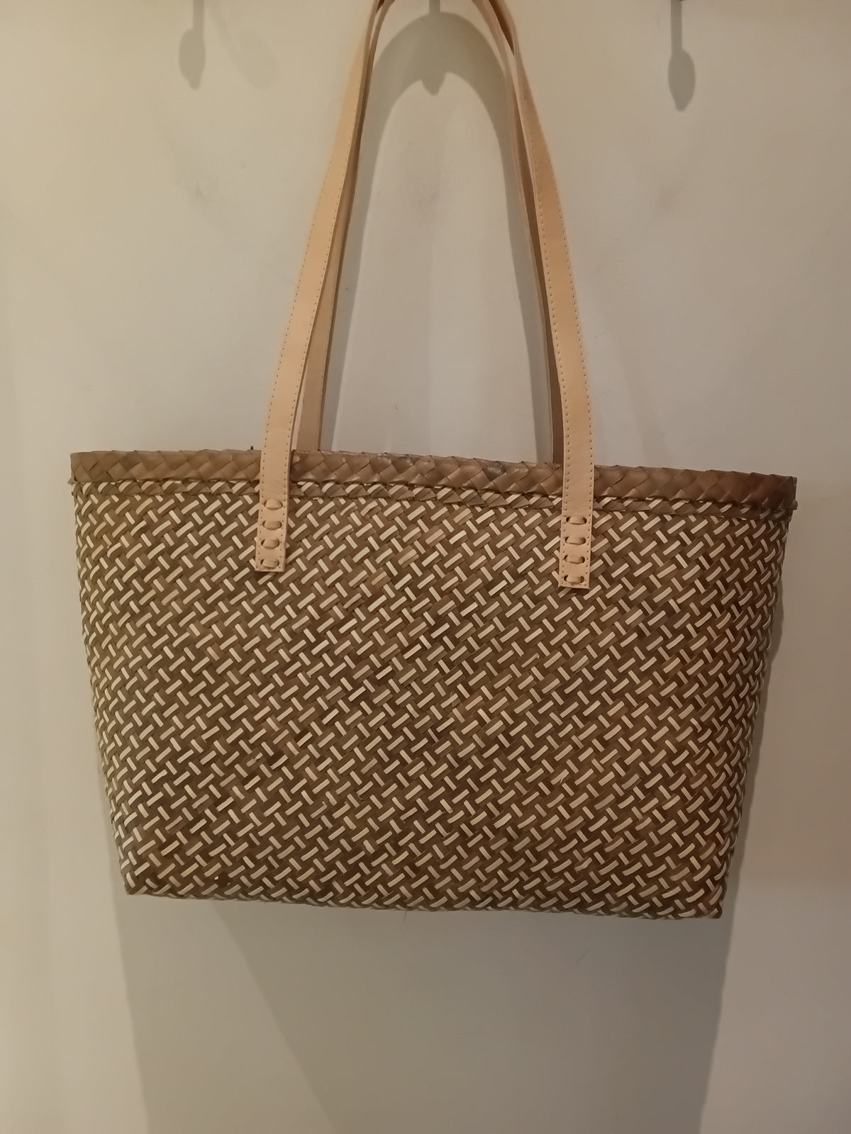PALM BAG LEATHER HANDLES