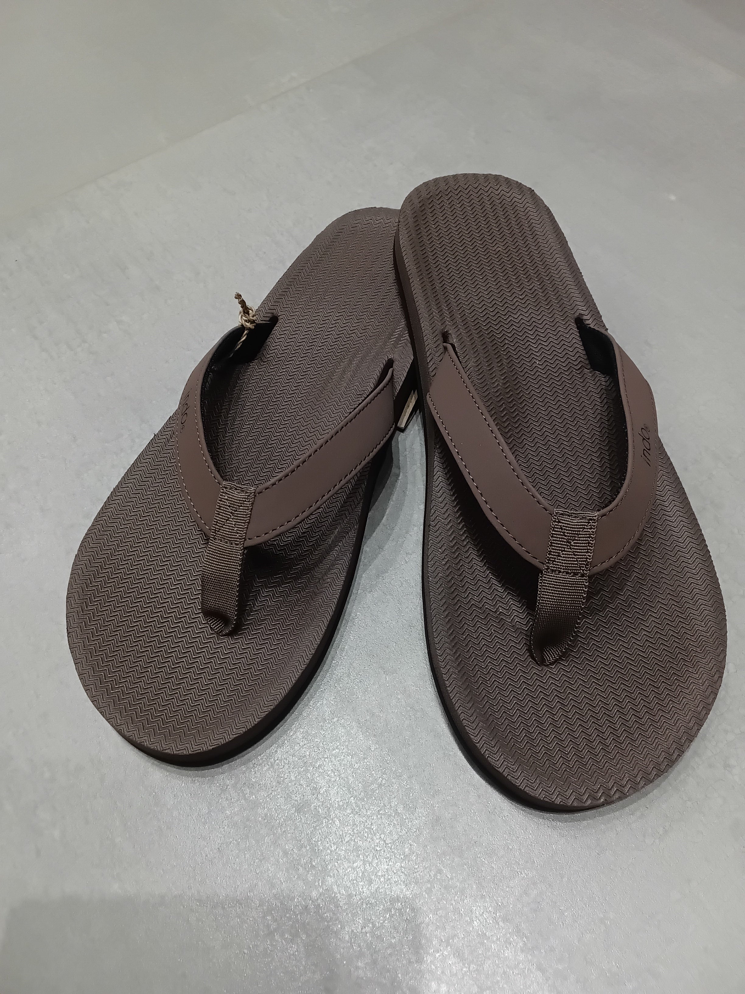 MENS FLIP FLOPS ESSNTLS | soil