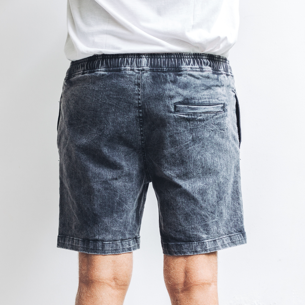 ARLO SHORTS | black wash