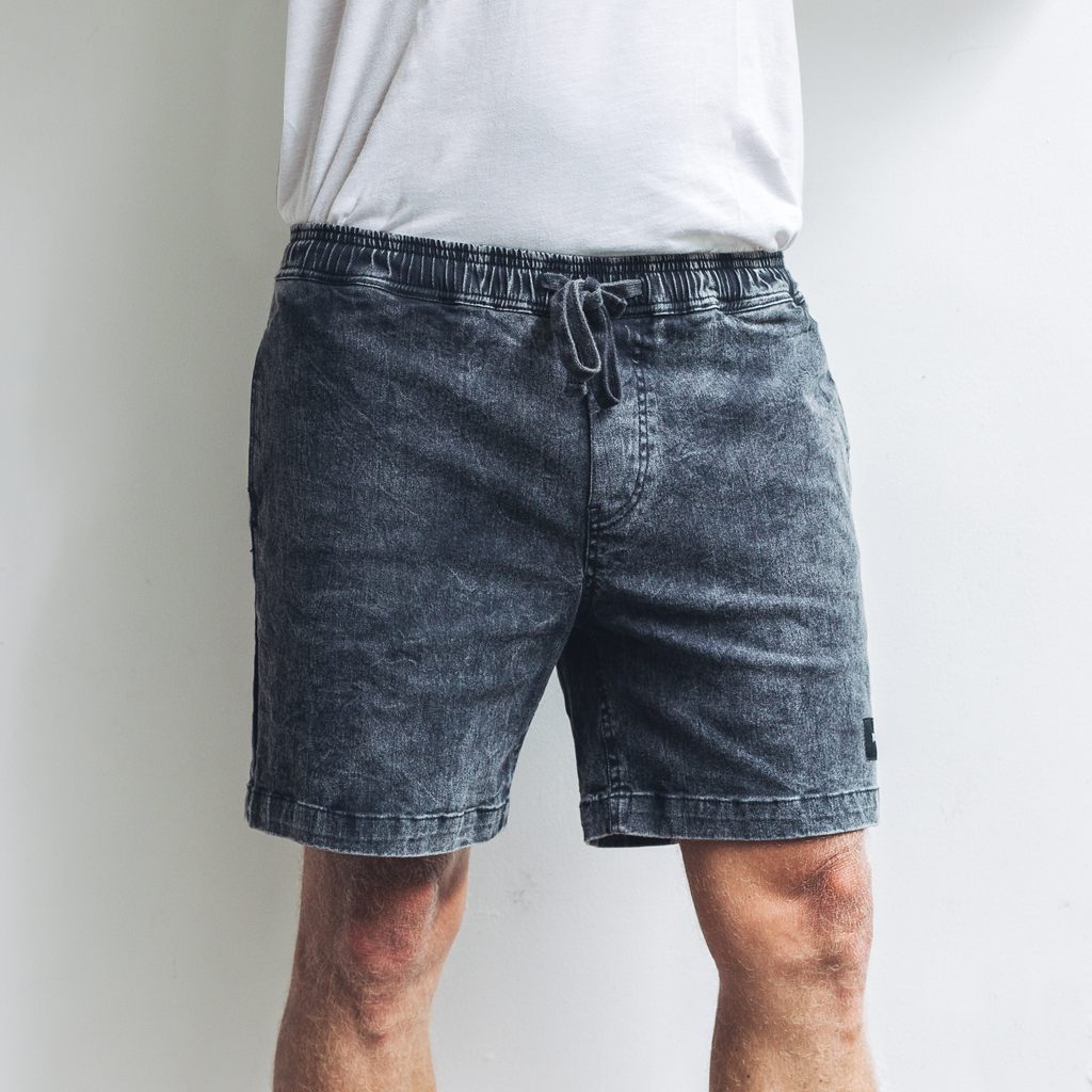 ARLO SHORTS | black wash