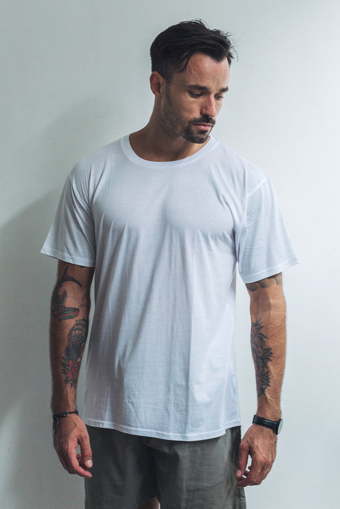 EVERYDAY TEE | white