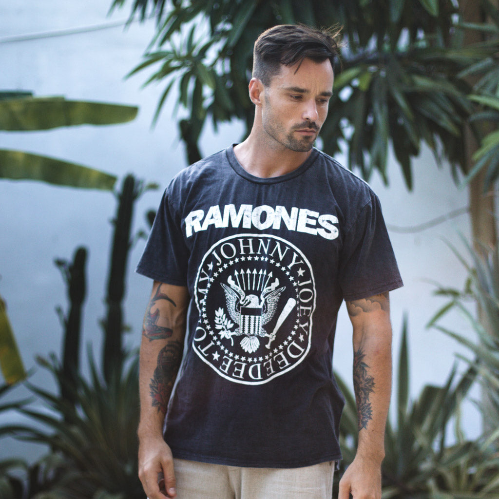 RAMONES TEE | black wash – Naken the Label