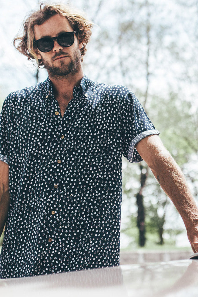 VACAY SHIRT | anchor navy
