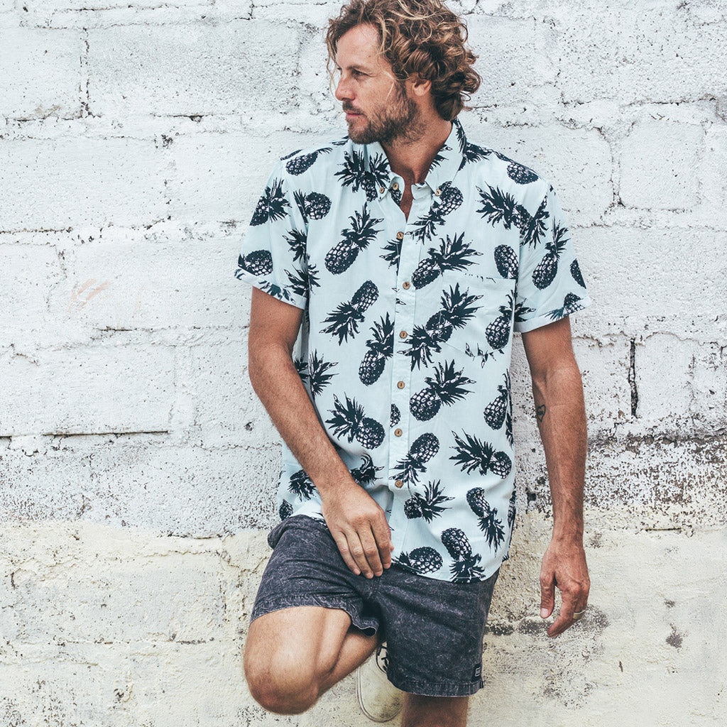 vacay shirt pineapple blue