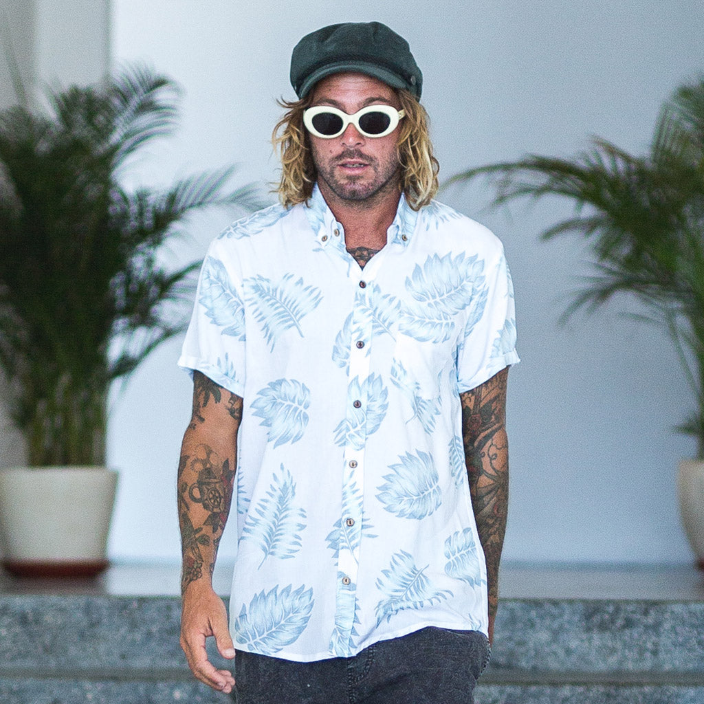 VACAY SHIRT | tropical white