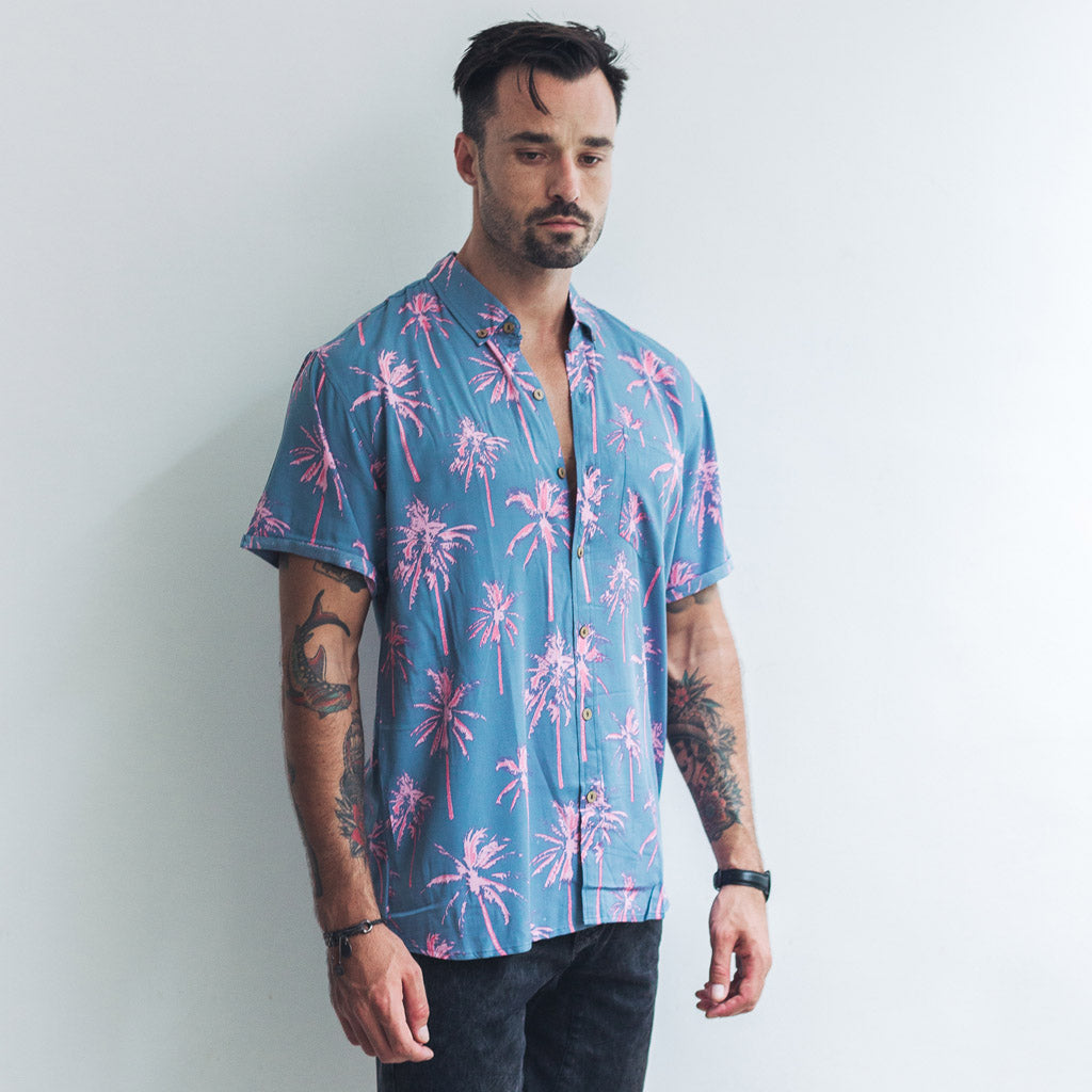 VACAY SHIRT | palm navy pink