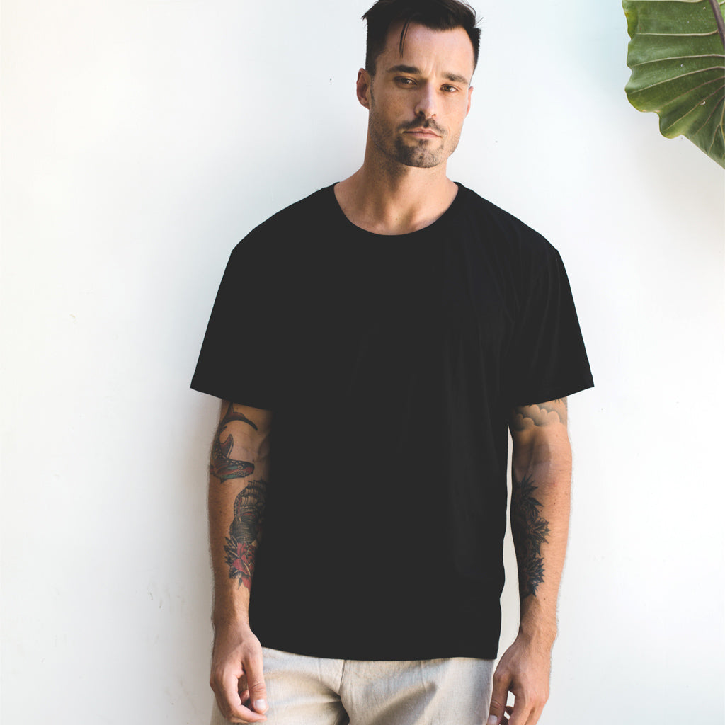 RELAX TEE | black